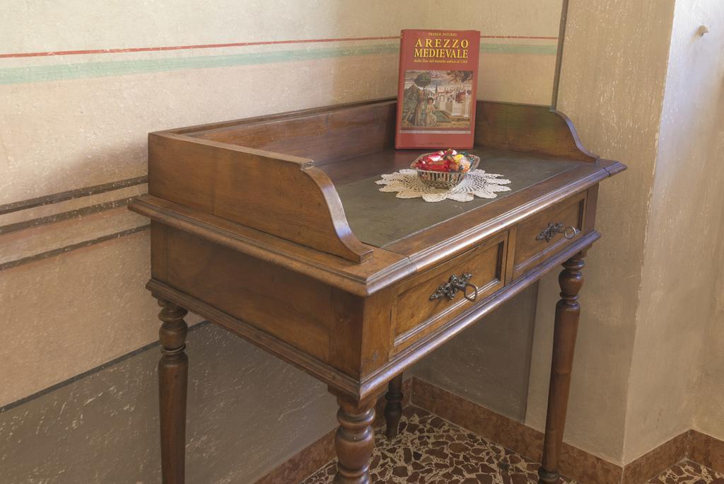 I Bei Ricordi - Historic Centre Apartment 6 Arezzo Buitenkant foto
